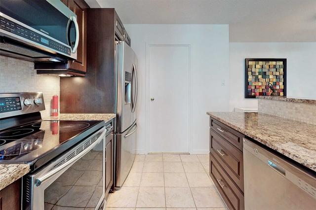 1201 - 10 Queens Quay W, Condo with 2 bedrooms, 2 bathrooms and 1 parking in Toronto ON | Image 5