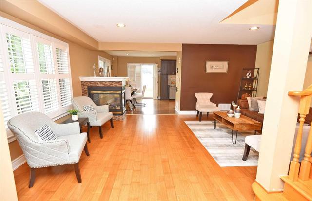 97 Briar Path Lane, House semidetached with 3 bedrooms, 4 bathrooms and 3 parking in Markham ON | Image 6