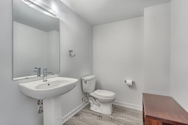 221 W Oak Trl, Townhouse with 2 bedrooms, 2 bathrooms and 2 parking in Kitchener ON | Image 14