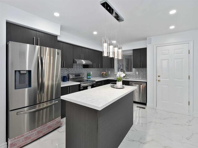 100 - 275 Manse Rd, Townhouse with 4 bedrooms, 3 bathrooms and 1 parking in Toronto ON | Image 29