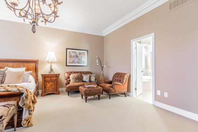 7 Berkshire Pl, House detached with 2 bedrooms, 5 bathrooms and 6 parking in Hamilton ON | Image 6