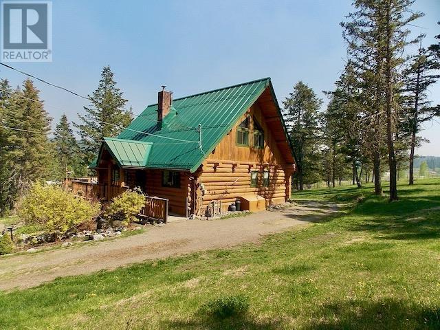 1432 Flett Road, House detached with 5 bedrooms, 3 bathrooms and null parking in Cariboo E BC | Image 1