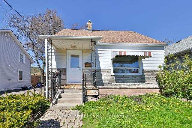 121 Stewart St, House detached with 3 bedrooms, 1 bathrooms and 3 parking in Oakville ON | Image 12