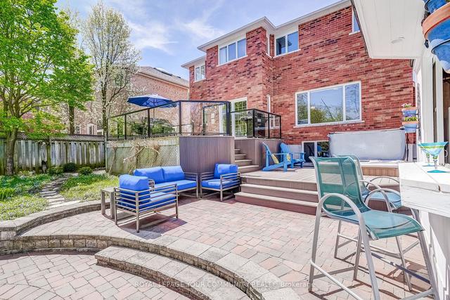 11 Marinucci Ct, House detached with 4 bedrooms, 3 bathrooms and 6 parking in Richmond Hill ON | Image 30