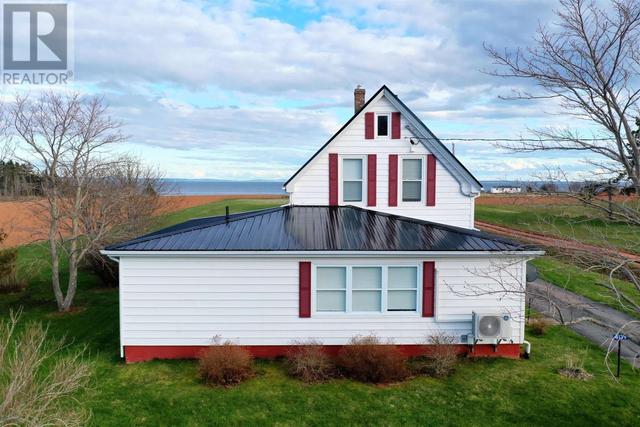 4139 Cape Bear Road, House detached with 3 bedrooms, 2 bathrooms and null parking in Murray Harbour FD PE | Image 7
