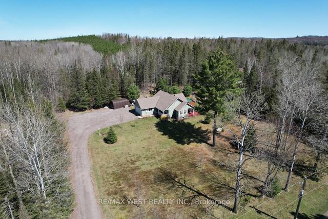 220 Hummel Line, House detached with 3 bedrooms, 3 bathrooms and 12 parking in Powassan ON | Image 24