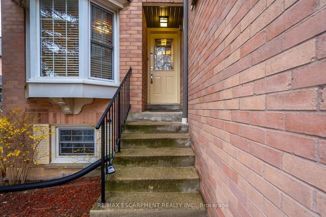 8 - 2935 Headon Forest Rd, Townhouse with 3 bedrooms, 4 bathrooms and 2 parking in Burlington ON | Image 12