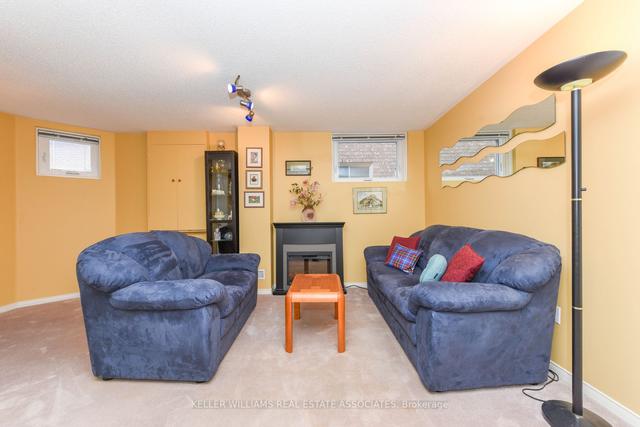 21 Springview Dr, House detached with 2 bedrooms, 1 bathrooms and 4 parking in Brampton ON | Image 14