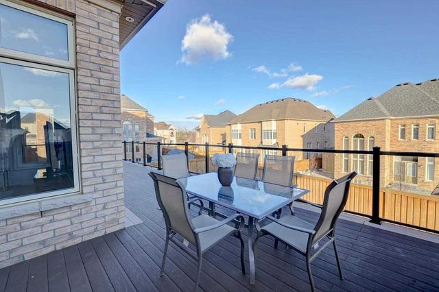 4 Accolade Crt, House detached with 4 bedrooms, 5 bathrooms and 7 parking in Brampton ON | Image 21