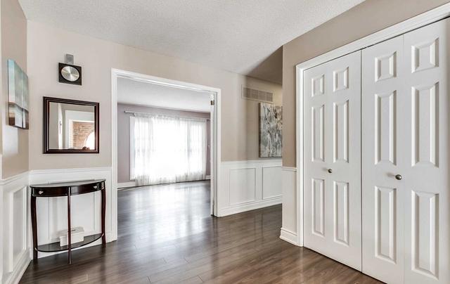 32 Ramsgate Ct, House detached with 3 bedrooms, 5 bathrooms and 6 parking in Brampton ON | Image 6
