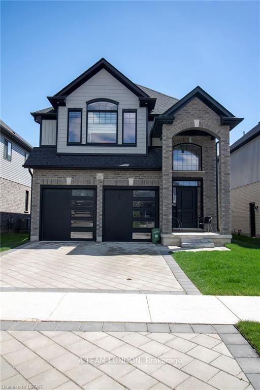 1217 Emma Chase Dr, House detached with 4 bedrooms, 3 bathrooms and 4 parking in London ON | Image 1