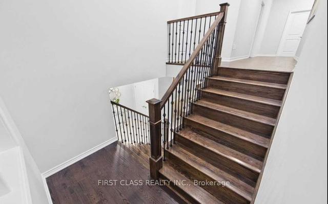 52 Pace Ave, House detached with 5 bedrooms, 4 bathrooms and 4 parking in Brantford ON | Image 14