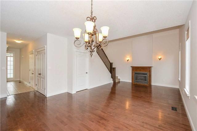9 Geddes Cres, House detached with 3 bedrooms, 3 bathrooms and 1 parking in Guelph ON | Image 9