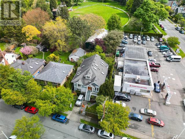 305 St Charles St, House detached with 5 bedrooms, 4 bathrooms and 3 parking in Victoria BC | Image 22