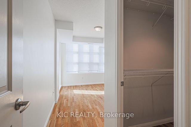 412 - 15 Stafford St, Condo with 1 bedrooms, 1 bathrooms and 1 parking in Toronto ON | Image 4