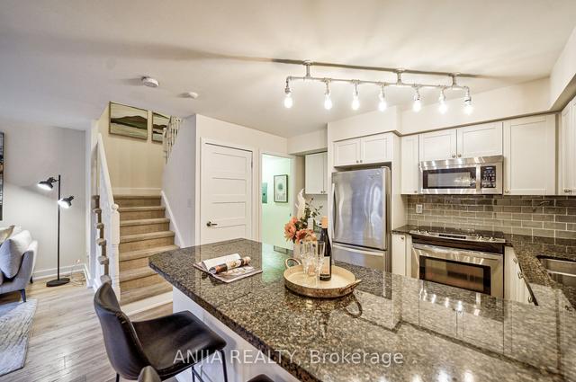 119 - 39 Shank St, Townhouse with 2 bedrooms, 2 bathrooms and 1 parking in Toronto ON | Image 9