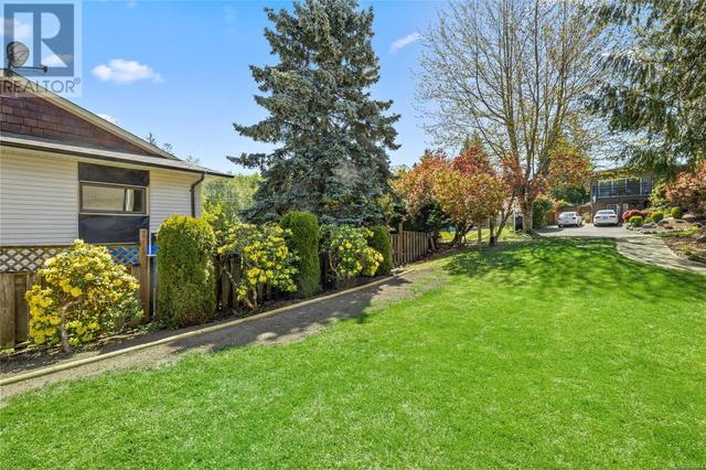 4 - 141 Sixth Ave E, Condo with 2 bedrooms, 2 bathrooms and 1 parking in Qualicum Beach BC | Image 26