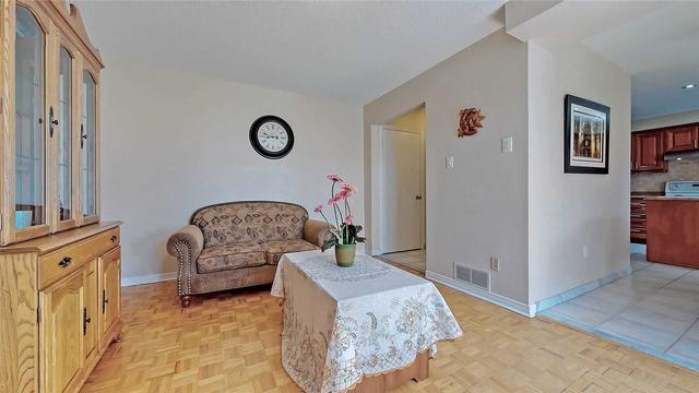 37 Afton Cres, House detached with 3 bedrooms, 4 bathrooms and 5 parking in Vaughan ON | Image 28