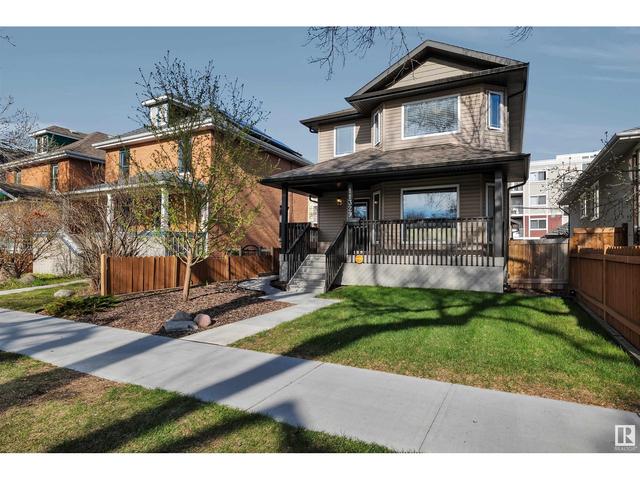 11329 95a St Nw, House detached with 3 bedrooms, 2 bathrooms and null parking in Edmonton AB | Image 2