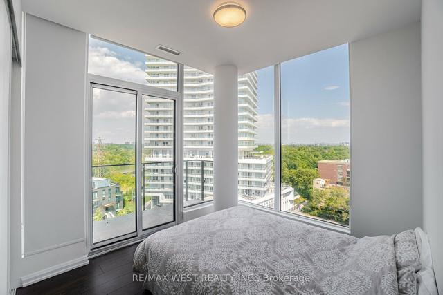 812 - 4208 Dundas St W, Condo with 2 bedrooms, 2 bathrooms and 1 parking in Toronto ON | Image 10