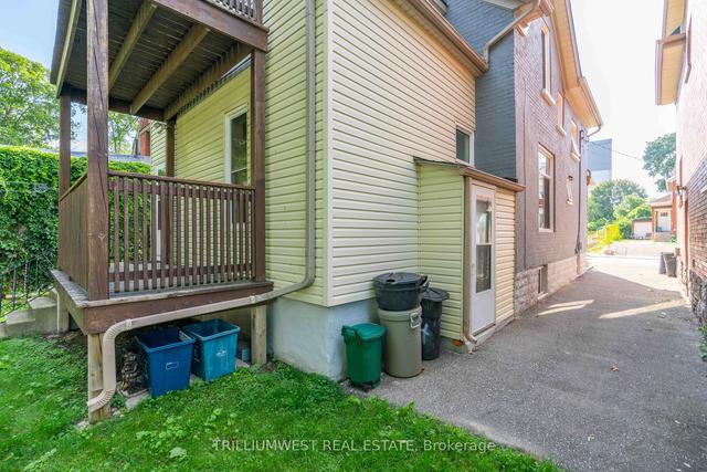 24 Peter St, House detached with 3 bedrooms, 2 bathrooms and 2 parking in Kitchener ON | Image 27