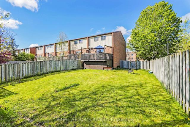 1 - 413 Bairstow Cres, House attached with 3 bedrooms, 2 bathrooms and 3 parking in Waterloo ON | Image 24
