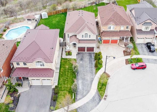 6786 Kazoo Ct, House detached with 4 bedrooms, 4 bathrooms and 7 parking in Mississauga ON | Image 30