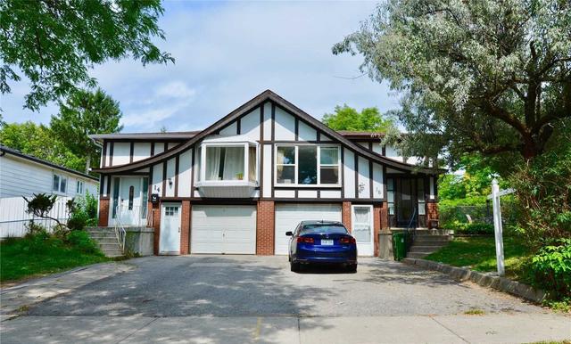 16 Tuscarora Dr, House semidetached with 3 bedrooms, 1 bathrooms and 3 parking in Toronto ON | Image 1