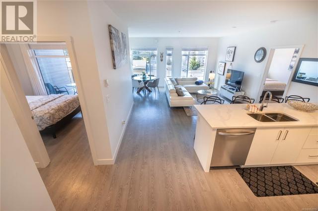 304 - 707 Treanor Ave, Condo with 2 bedrooms, 2 bathrooms and 1 parking in Langford BC | Image 4