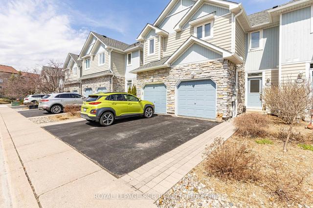 50 - 1043 On Bogart Cir, Townhouse with 2 bedrooms, 2 bathrooms and 2 parking in Newmarket ON | Image 12