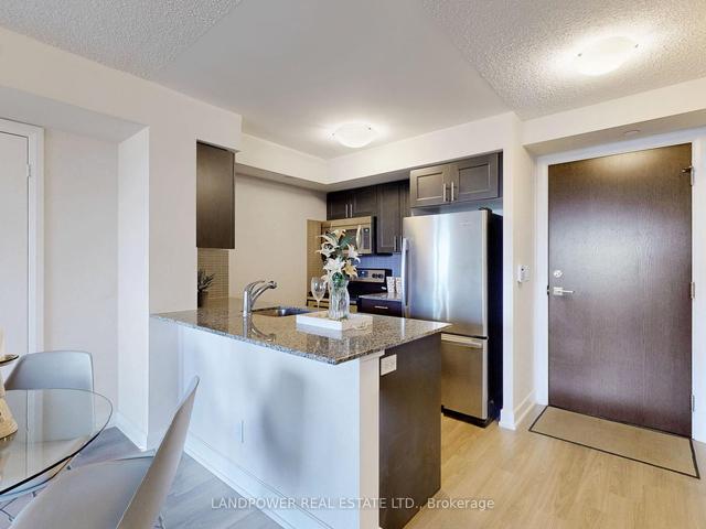729 - 2 Eva Rd, Condo with 1 bedrooms, 1 bathrooms and 1 parking in Toronto ON | Image 7