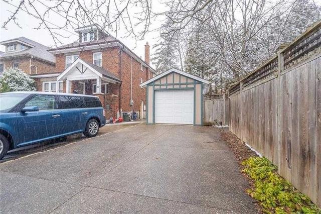 91 Sterling St, House detached with 5 bedrooms, 3 bathrooms and 3 parking in Hamilton ON | Image 30