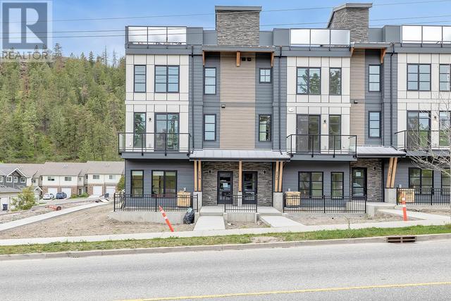 103 - 1455 Cara Glen Crt, House attached with 3 bedrooms, 2 bathrooms and 2 parking in Kelowna BC | Image 1