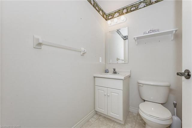74 White Pine Way, House detached with 2 bedrooms, 2 bathrooms and 2 parking in Guelph ON | Image 15