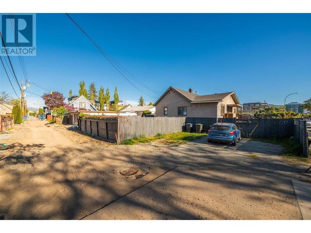 530 Patterson Ave, House detached with 2 bedrooms, 1 bathrooms and 2 parking in Kelowna BC | Image 35