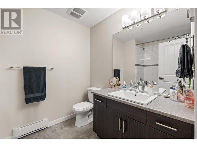 106 - 3733 Casorso Rd, Condo with 1 bedrooms, 2 bathrooms and 1 parking in Kelowna BC | Image 13