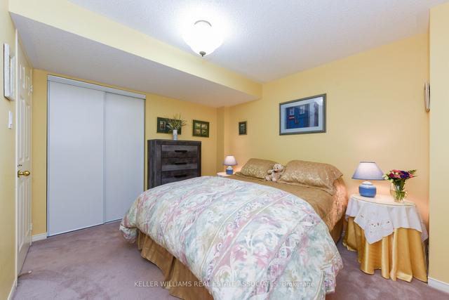 21 Springview Dr, House detached with 2 bedrooms, 1 bathrooms and 4 parking in Brampton ON | Image 16