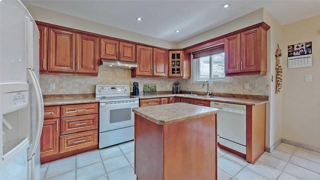 37 Afton Cres, House detached with 3 bedrooms, 4 bathrooms and 5 parking in Vaughan ON | Image 30