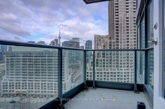 1611 - 215 Fort York Blvd, Condo with 2 bedrooms, 1 bathrooms and 1 parking in Toronto ON | Image 16