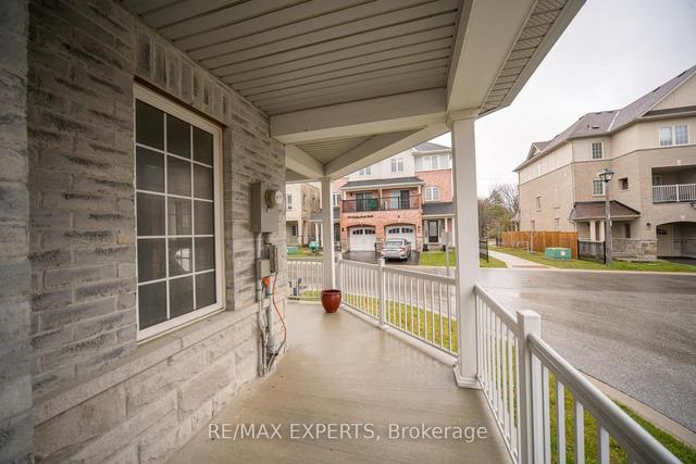 49 Devineridge Ave, House semidetached with 3 bedrooms, 3 bathrooms and 3 parking in Ajax ON | Image 34