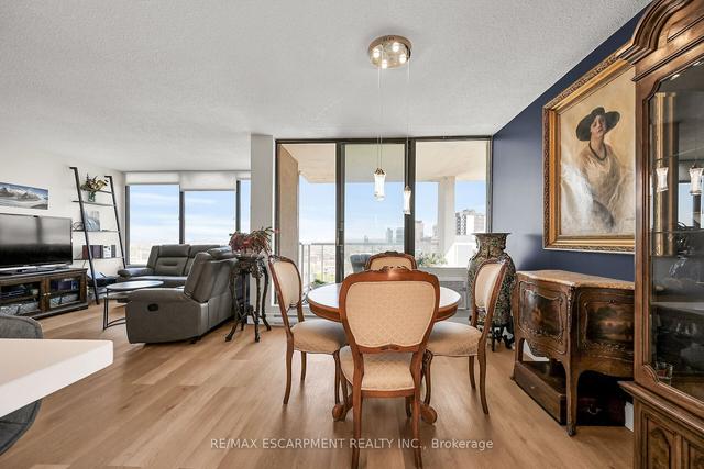 1903 - 75 Queen St N, Condo with 3 bedrooms, 2 bathrooms and 1 parking in Hamilton ON | Image 39