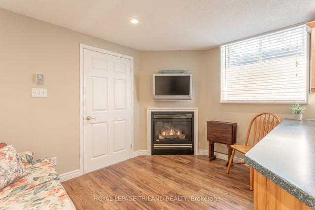 11 - 59 Pennybrook Cres, Condo with 2 bedrooms, 2 bathrooms and 4 parking in London ON | Image 20