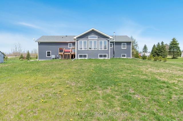 185718 Grey Rd 9, House detached with 3 bedrooms, 3 bathrooms and 12 parking in Southgate ON | Image 15