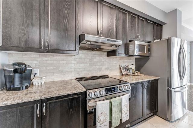 218 Espin Hts, Townhouse with 3 bedrooms, 3 bathrooms and 3 parking in Ottawa ON | Image 9
