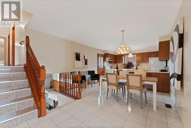5286 Rose Ave, House detached with 3 bedrooms, 2 bathrooms and null parking in Windsor ON | Image 11