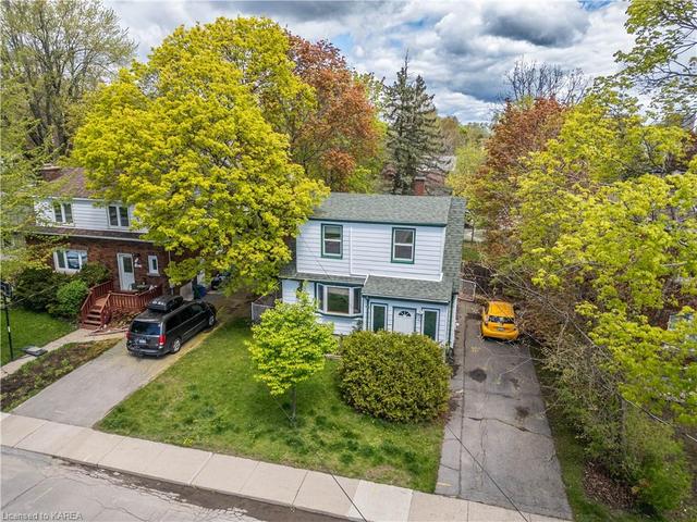 129 Carruthers Ave, House detached with 2 bedrooms, 1 bathrooms and 3 parking in Kingston ON | Image 36