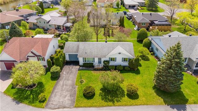 6277 Macrae Crt, House detached with 3 bedrooms, 2 bathrooms and 3 parking in South Glengarry ON | Image 22