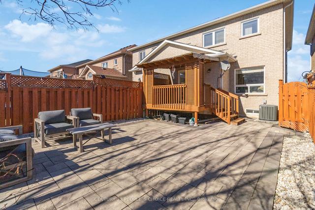 44 Snowberry Cres, House semidetached with 3 bedrooms, 4 bathrooms and 3 parking in Halton Hills ON | Image 26