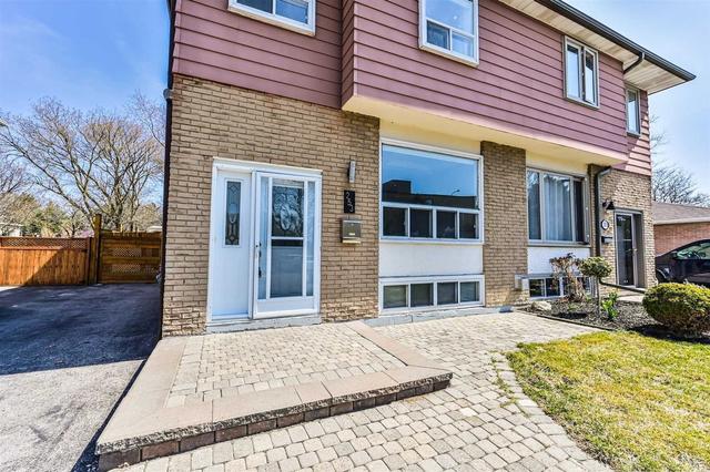 253 Cedar Ave, House semidetached with 3 bedrooms, 4 bathrooms and 6 parking in Richmond Hill ON | Image 12