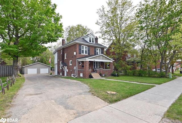 256 Broadway St, House detached with 3 bedrooms, 2 bathrooms and 12 parking in Orangeville ON | Image 23